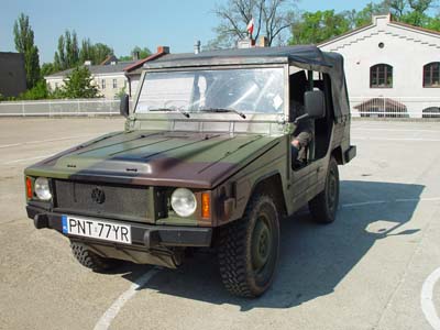 01 (23)